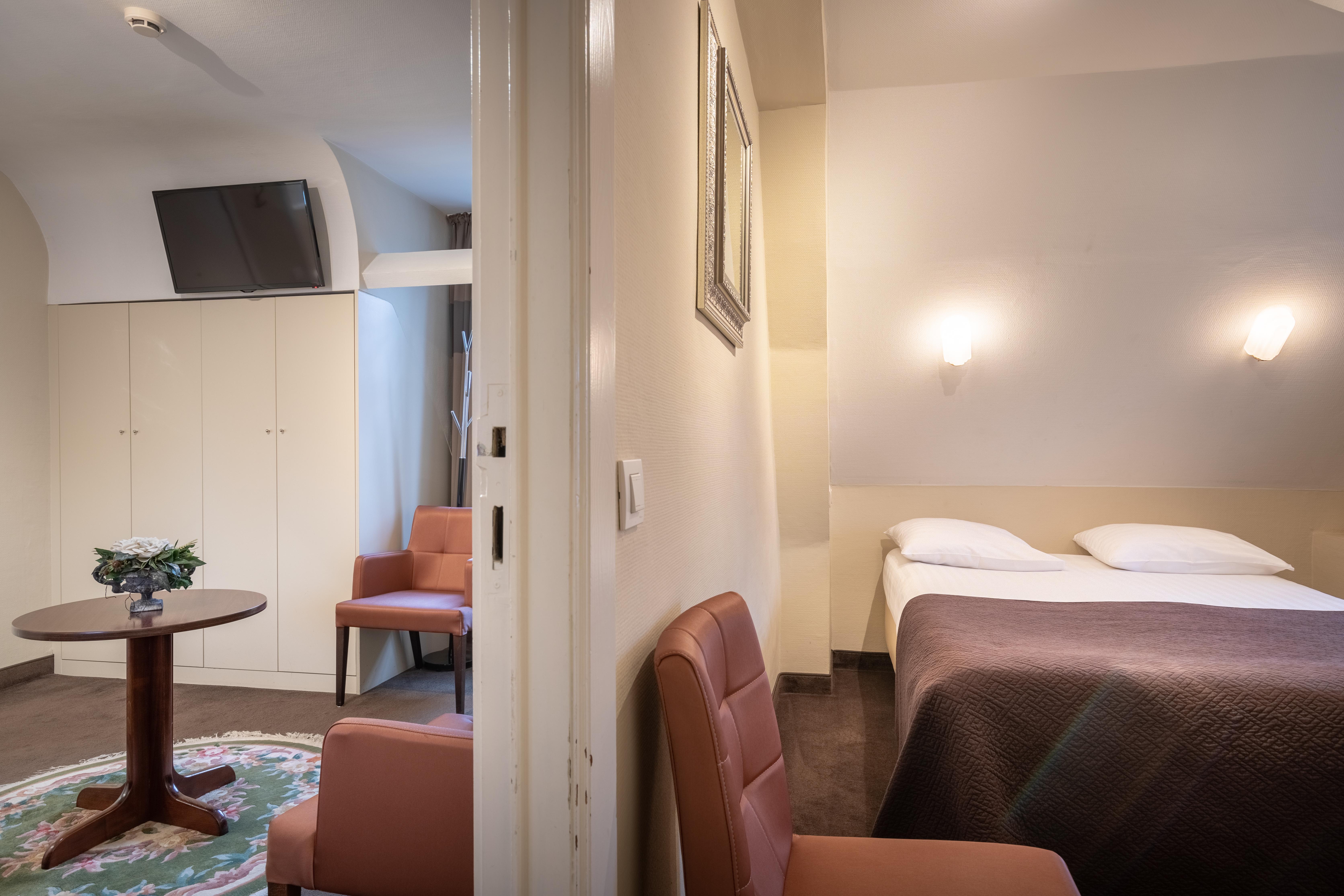 Hotel I 3*