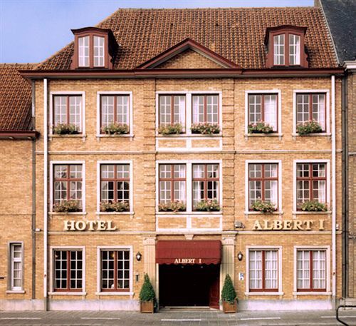 Hotel I 3*